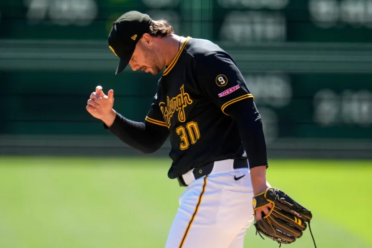 Pirates edge Cardinals, secure first winning season since 2018